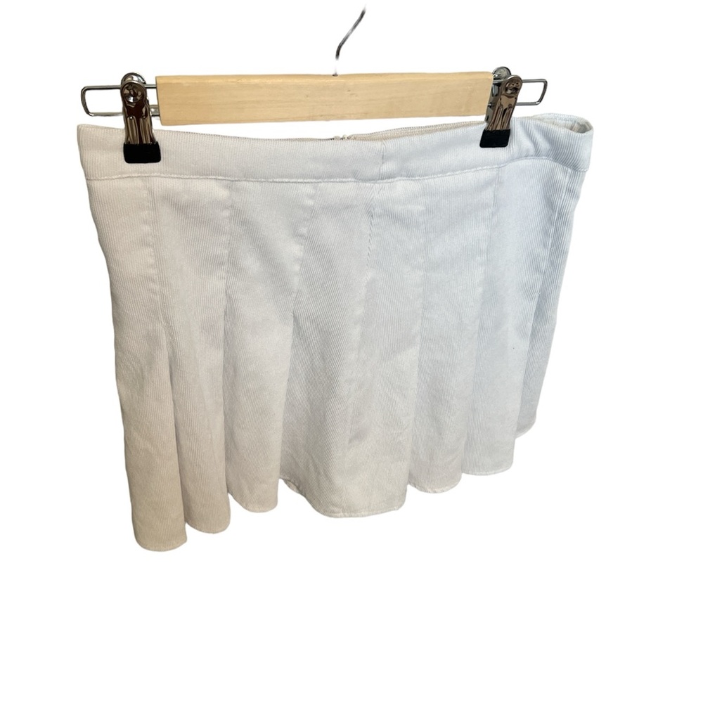 White Pleaded Skirt